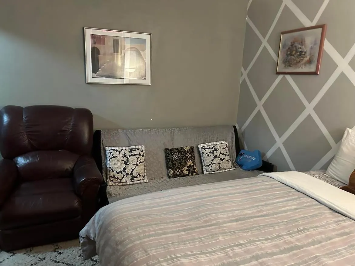 Maryland Homestay Apartment Winnipeg